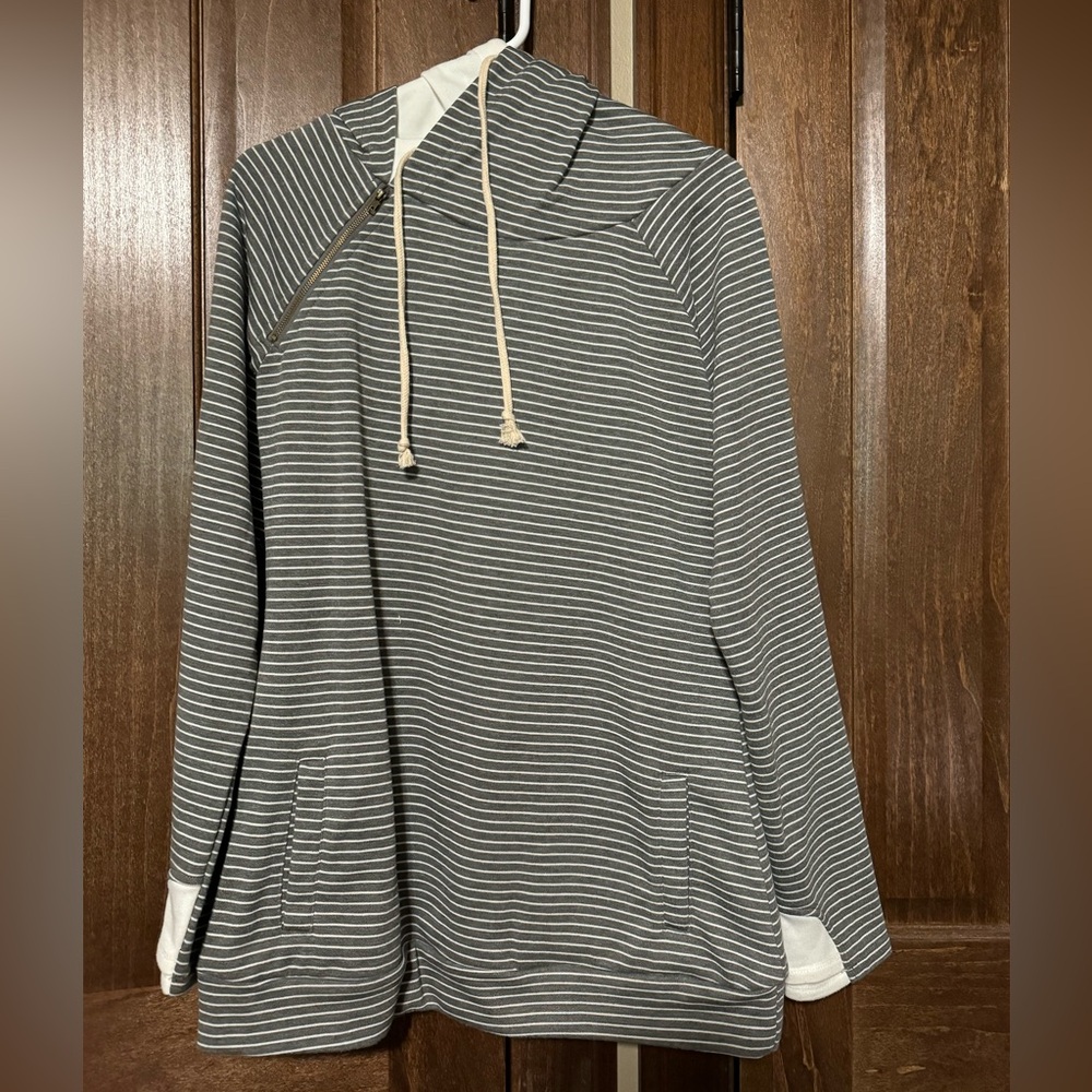 Women’s double hooded sweatshirt